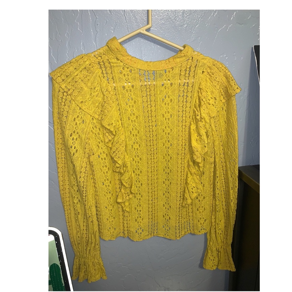Yellow long sleeve decorative blouse